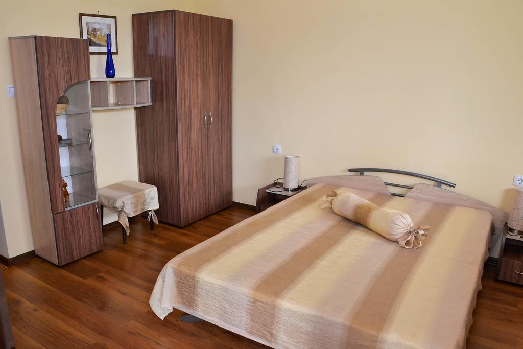 Park Hotel Djevana Gorna Orjachovitsa Kamer foto