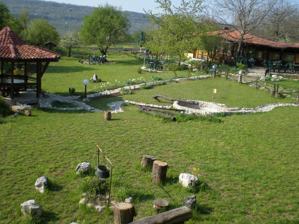 Park Hotel Djevana Gorna Orjachovitsa Buitenkant foto